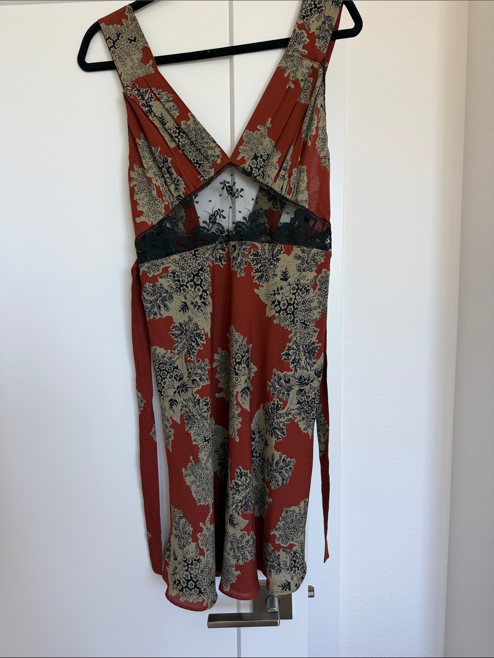 Unique couture Rust Floral Lace-Trim Mini Dress